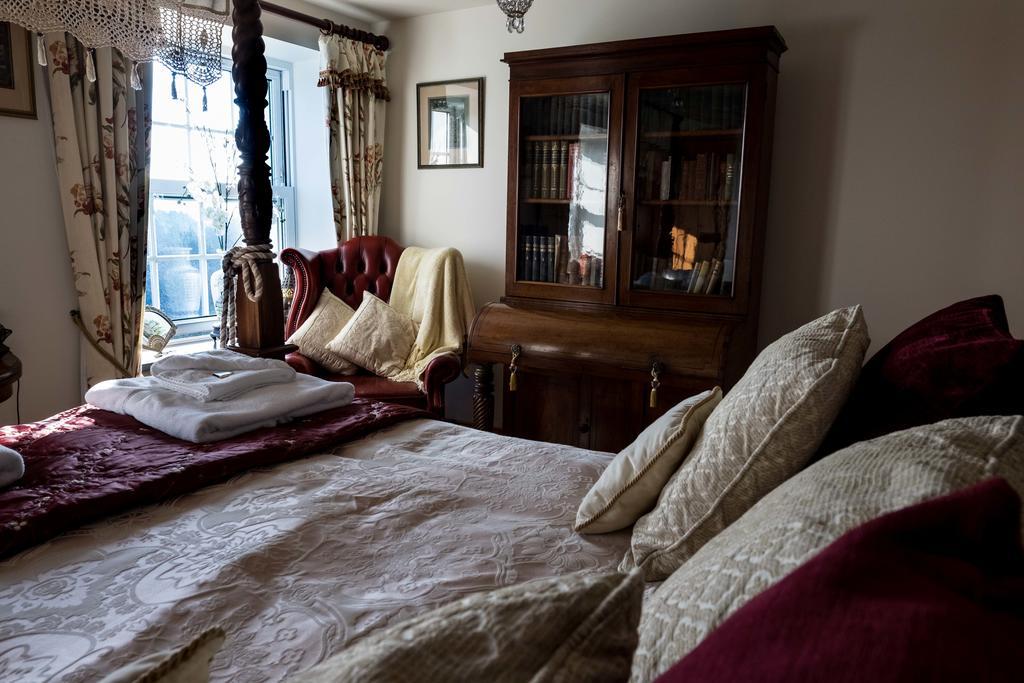 Melorne Farm Bed & Breakfast Camelford Exterior photo