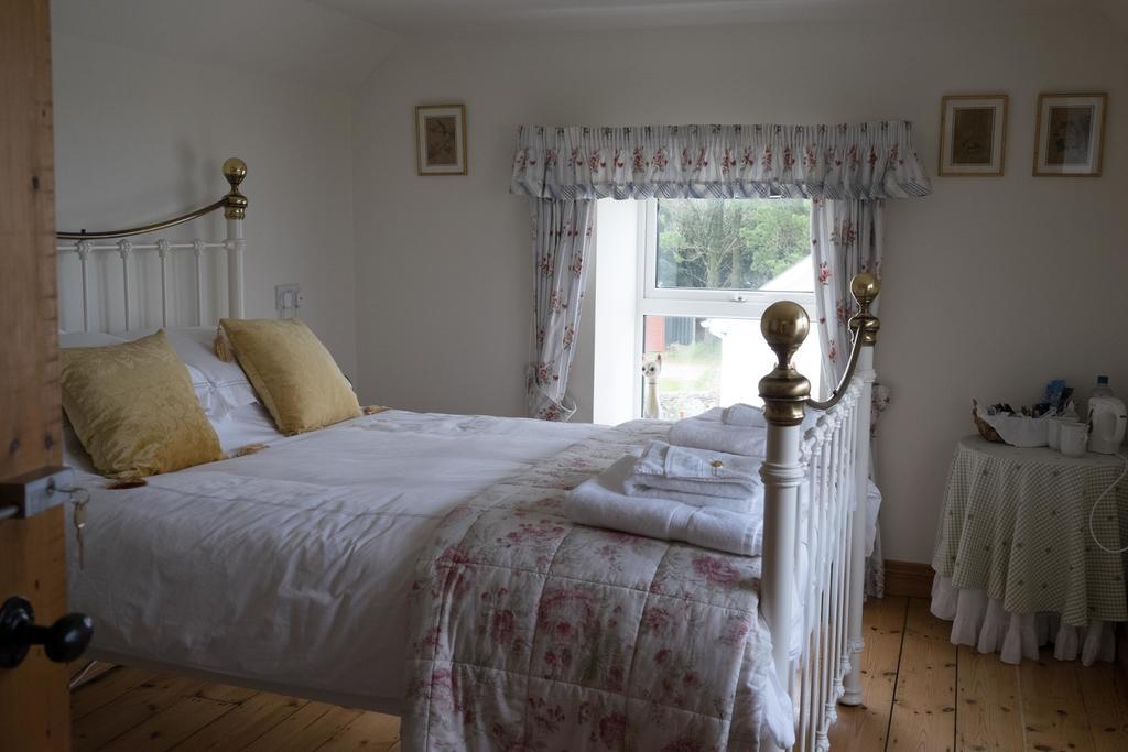 Melorne Farm Bed & Breakfast Camelford Exterior photo