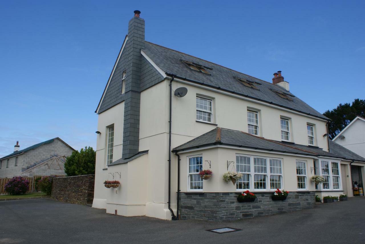Melorne Farm Bed & Breakfast Camelford Exterior photo