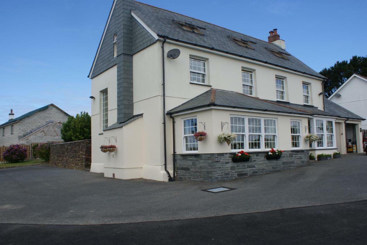 Melorne Farm Bed & Breakfast Camelford Exterior photo